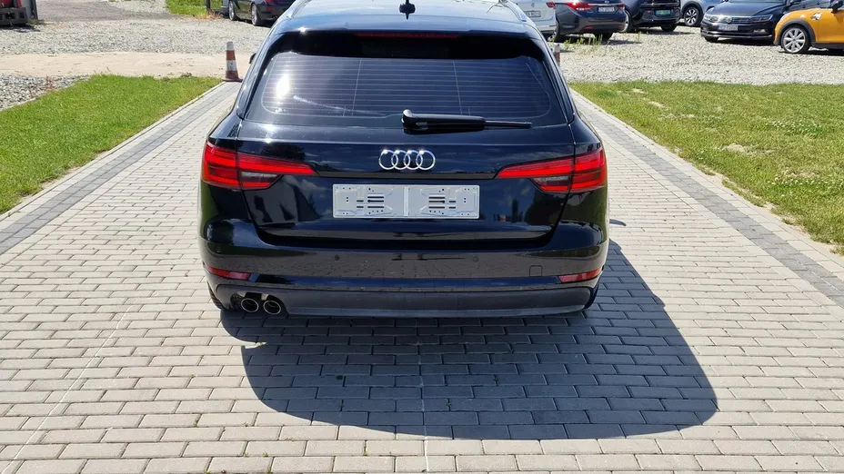 AUDI A4 Avant -