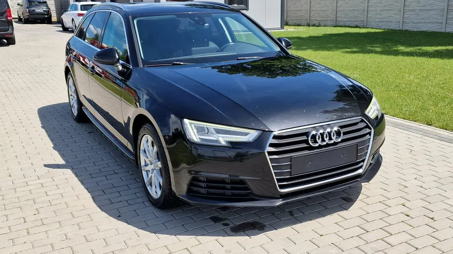 AUDI A4 Avant -