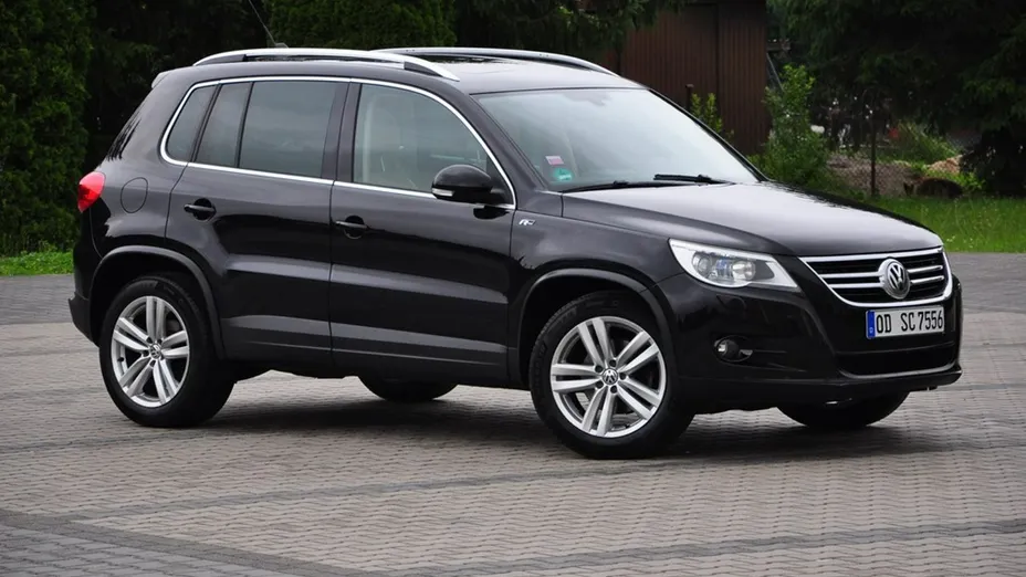 VOLKSWAGEN Tiguan -