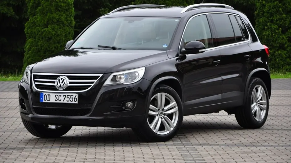 VOLKSWAGEN Tiguan -