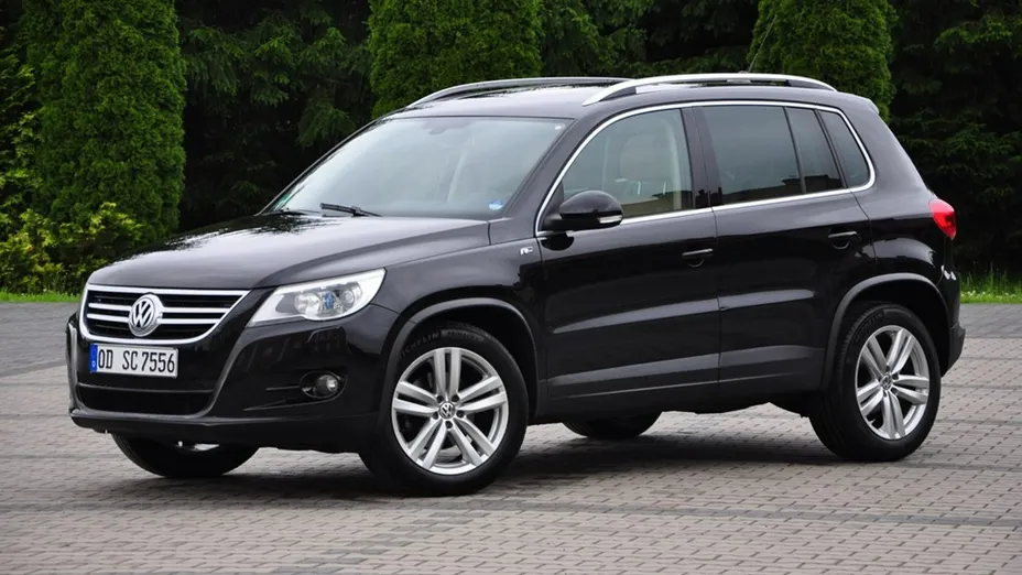 VOLKSWAGEN Tiguan -