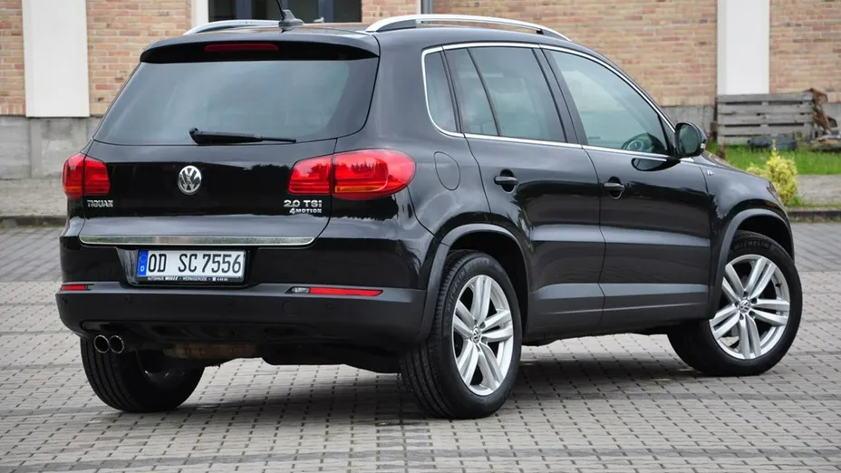 VOLKSWAGEN Tiguan -