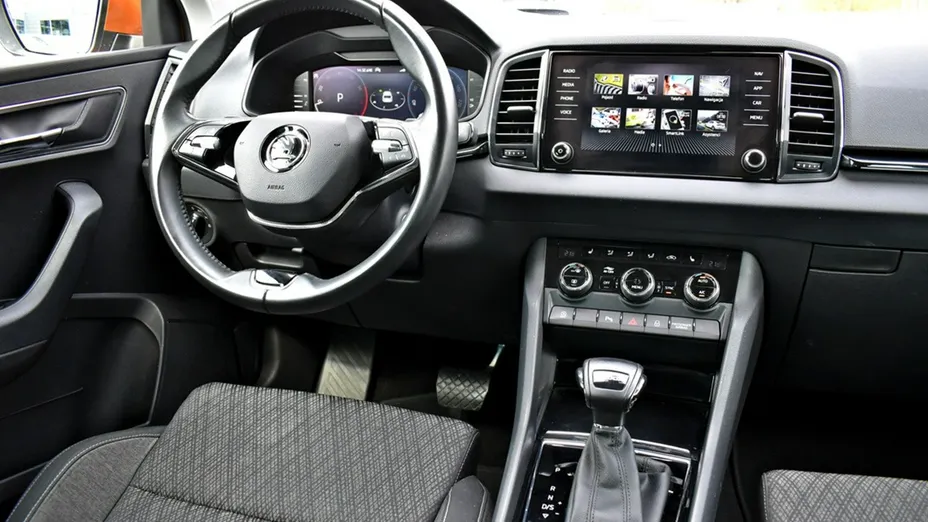 SKODA Karoq -