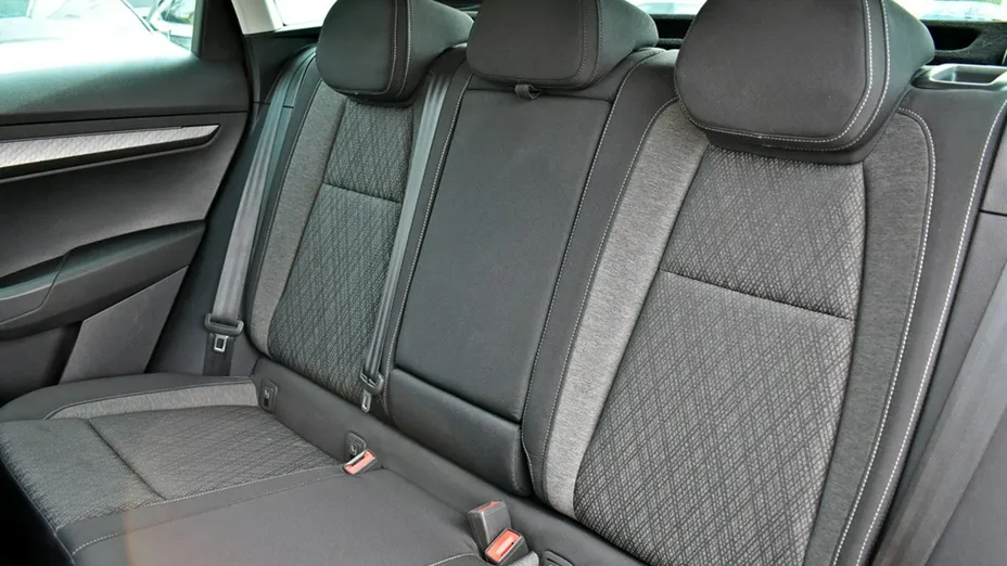 SKODA Karoq -