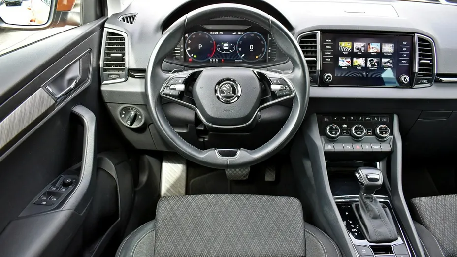 SKODA Karoq -