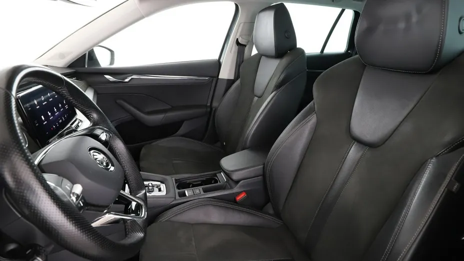 SKODA Octavia -