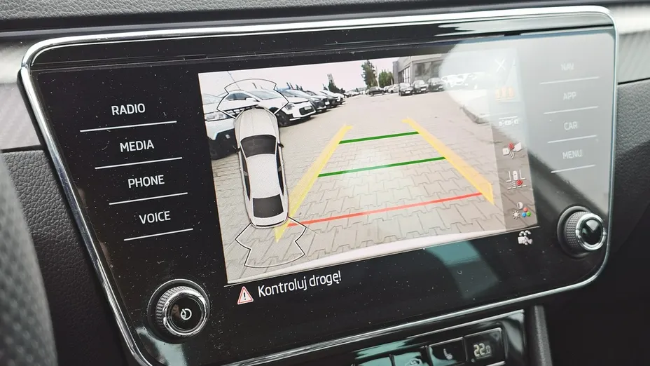 SKODA Superb -