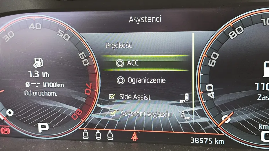 SKODA Superb -