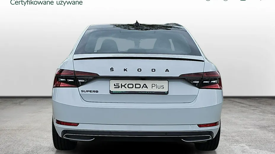 SKODA Superb -