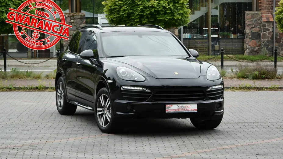 PORSCHE Cayenne -
