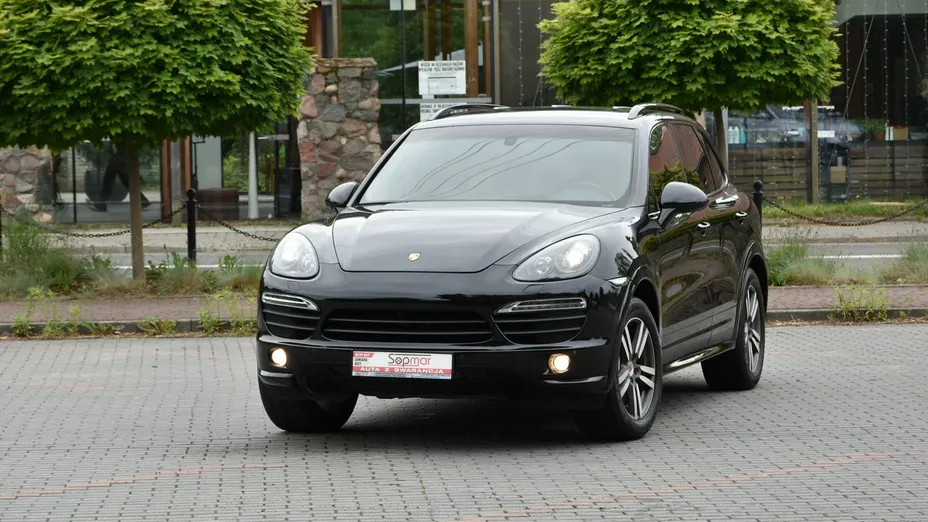 PORSCHE Cayenne -