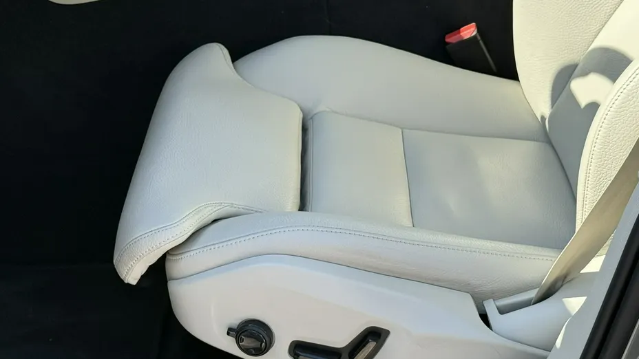 VOLVO XC60 -