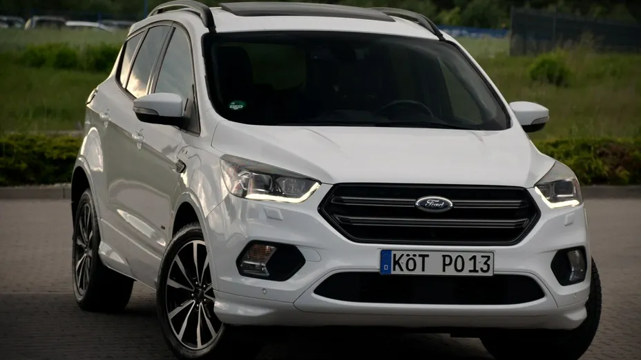FORD Kuga -
