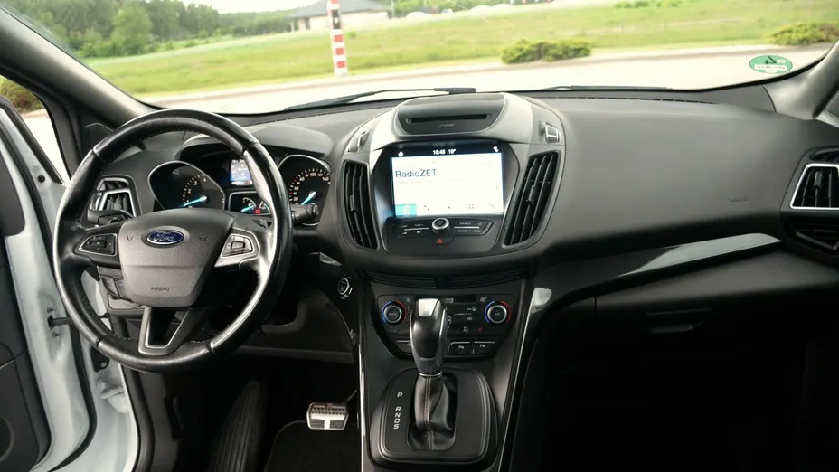 FORD Kuga -
