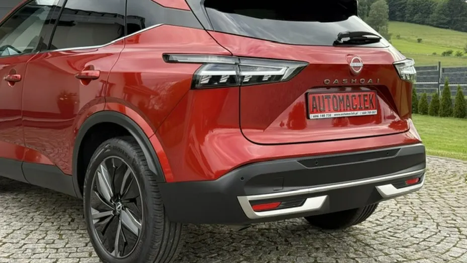 NISSAN Qashqai -