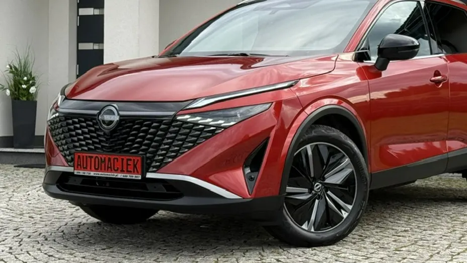 NISSAN Qashqai -