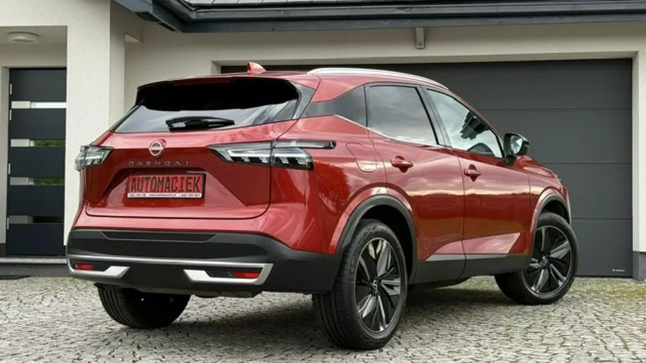 NISSAN Qashqai -