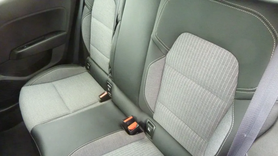 RENAULT Clio -