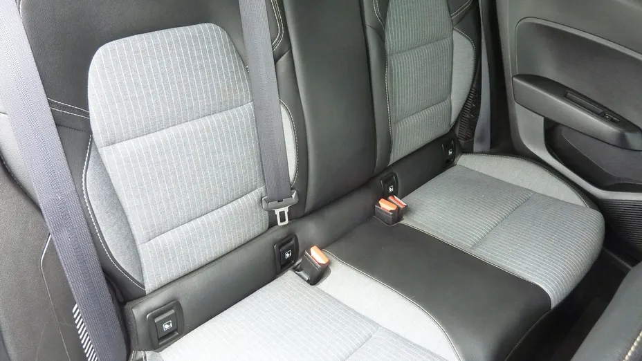 RENAULT Clio -