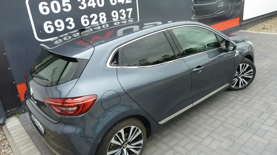RENAULT Clio -