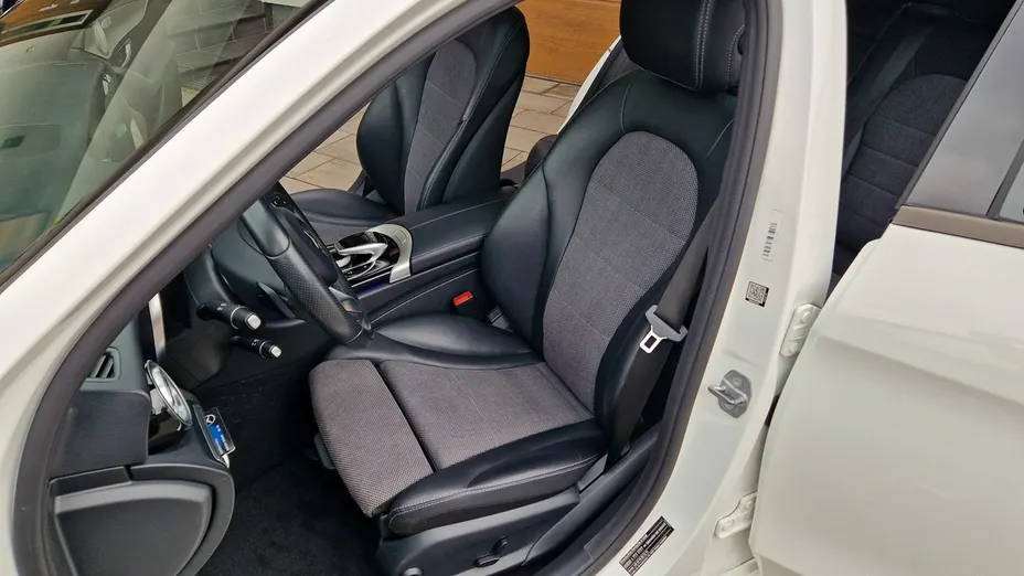 MERCEDES-BENZ C Klasa -