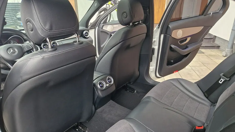 MERCEDES-BENZ C Klasa -