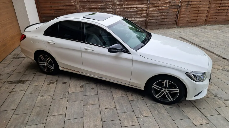 MERCEDES-BENZ C Klasa -