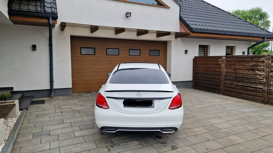 MERCEDES-BENZ C Klasa -