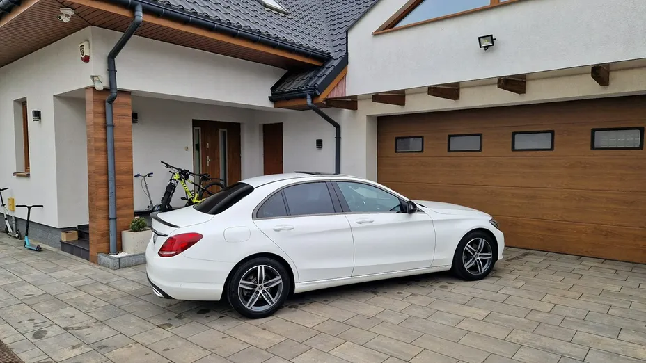 MERCEDES-BENZ C Klasa -