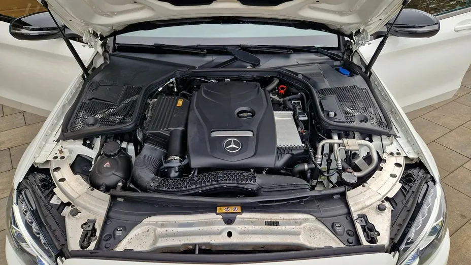 MERCEDES-BENZ C Klasa -