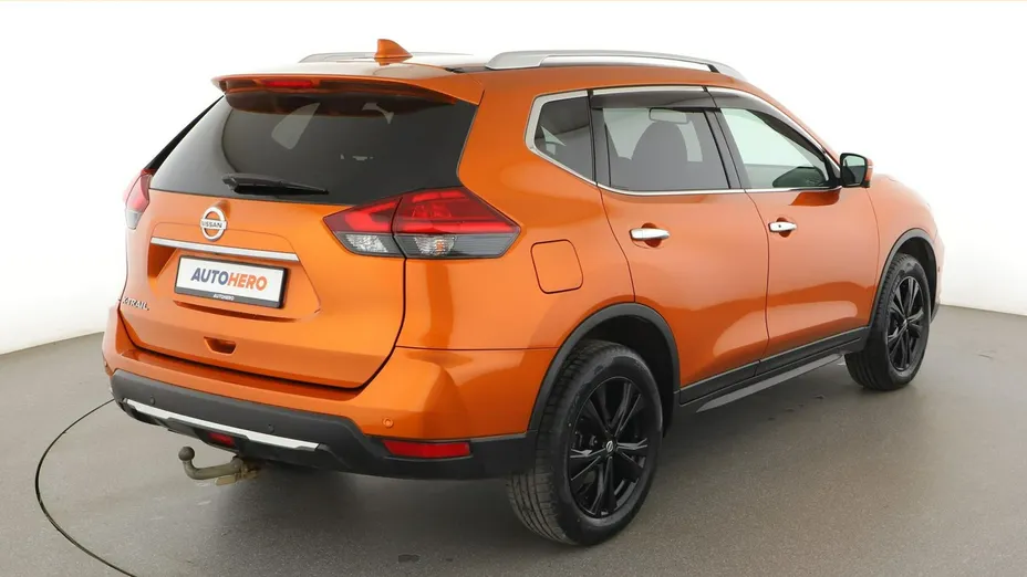 NISSAN X-Trail -