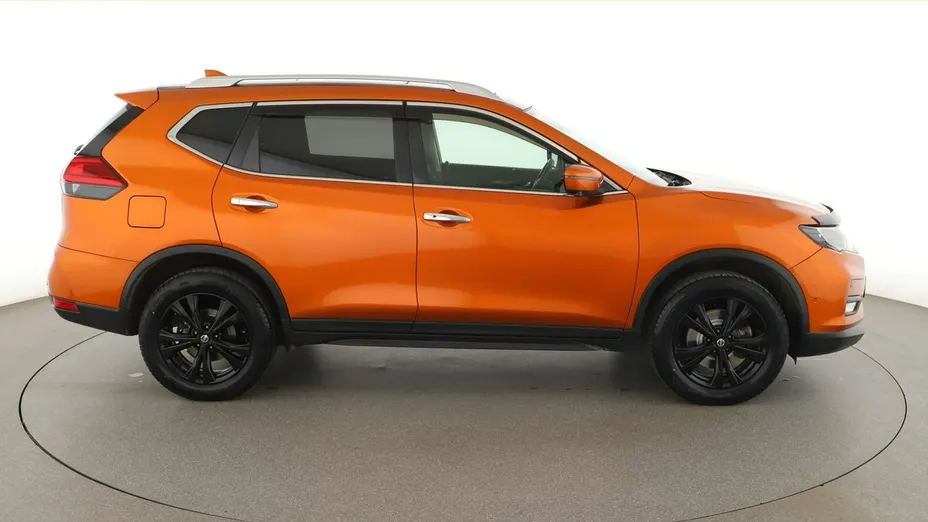 NISSAN X-Trail -