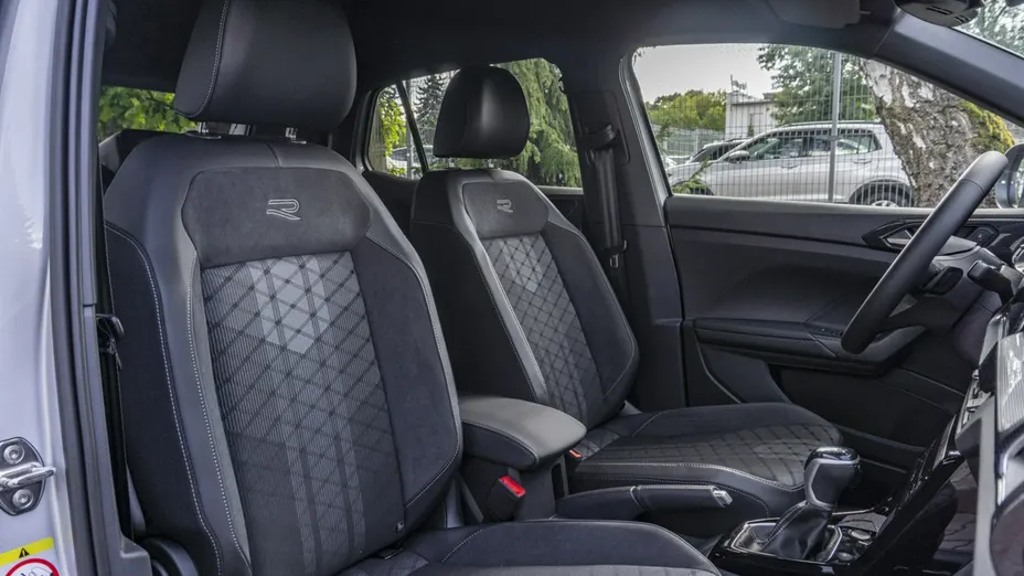 VOLKSWAGEN T-Cross -