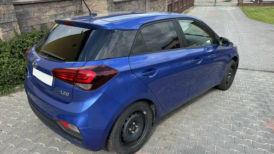 HYUNDAI i20 -