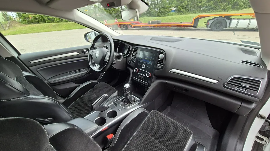 RENAULT Megane -