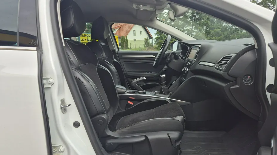 RENAULT Megane -