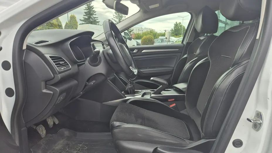 RENAULT Megane -