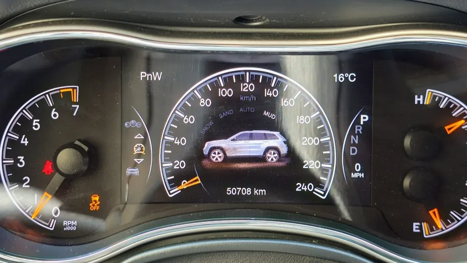 JEEP Grand Cherokee -