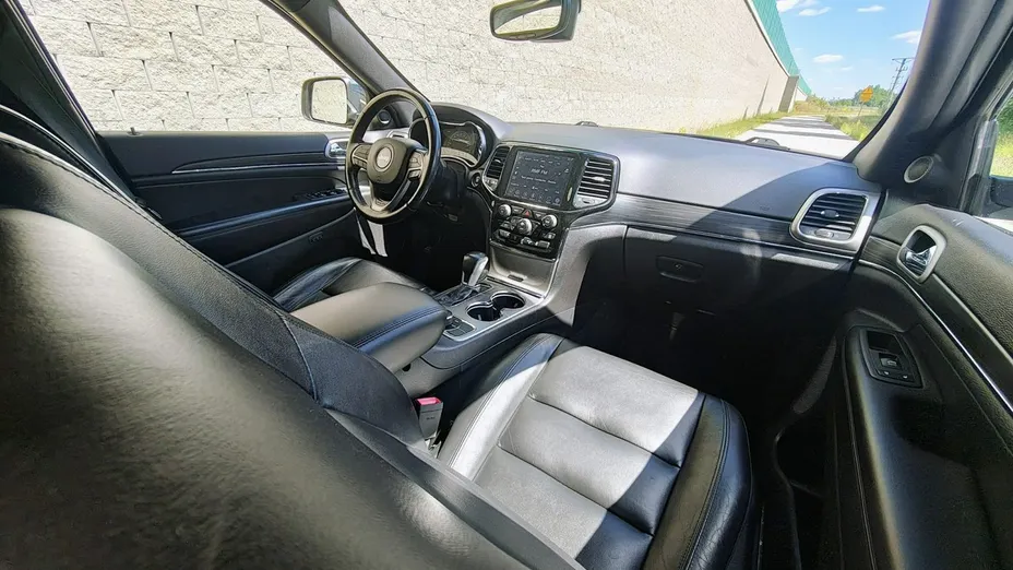 JEEP Grand Cherokee -