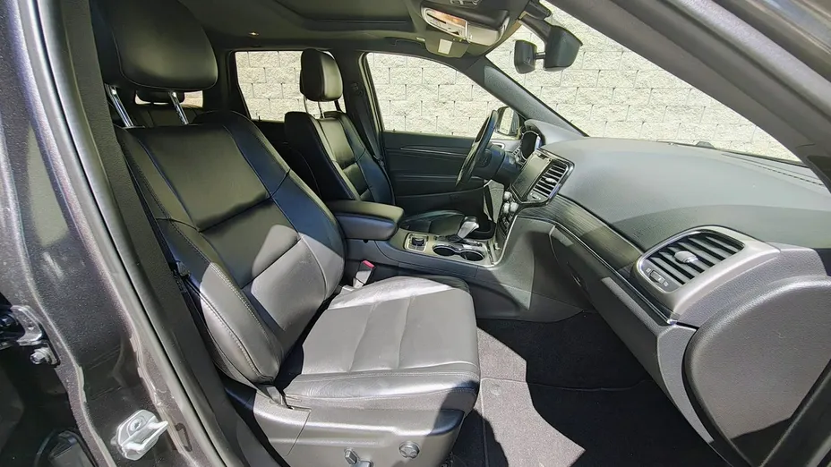 JEEP Grand Cherokee -
