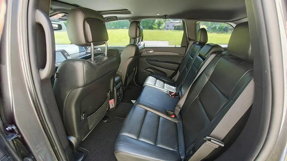 JEEP Grand Cherokee -