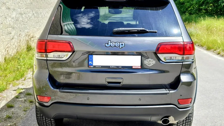 JEEP Grand Cherokee -