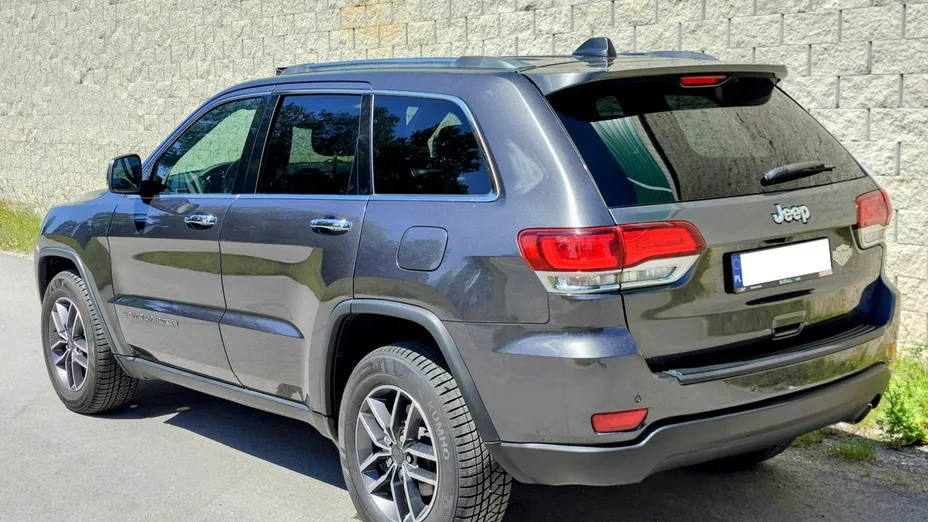 JEEP Grand Cherokee -