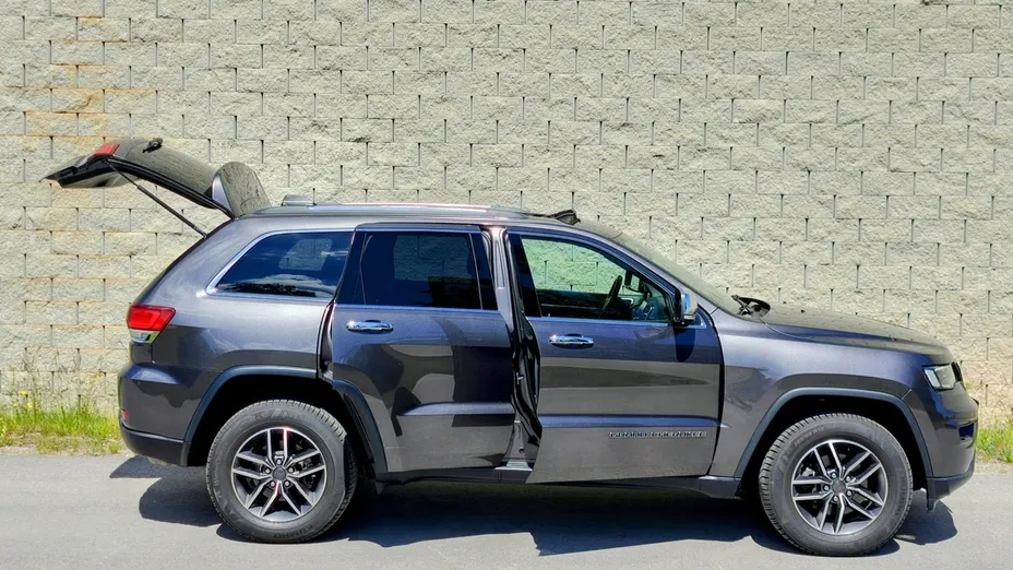 JEEP Grand Cherokee -