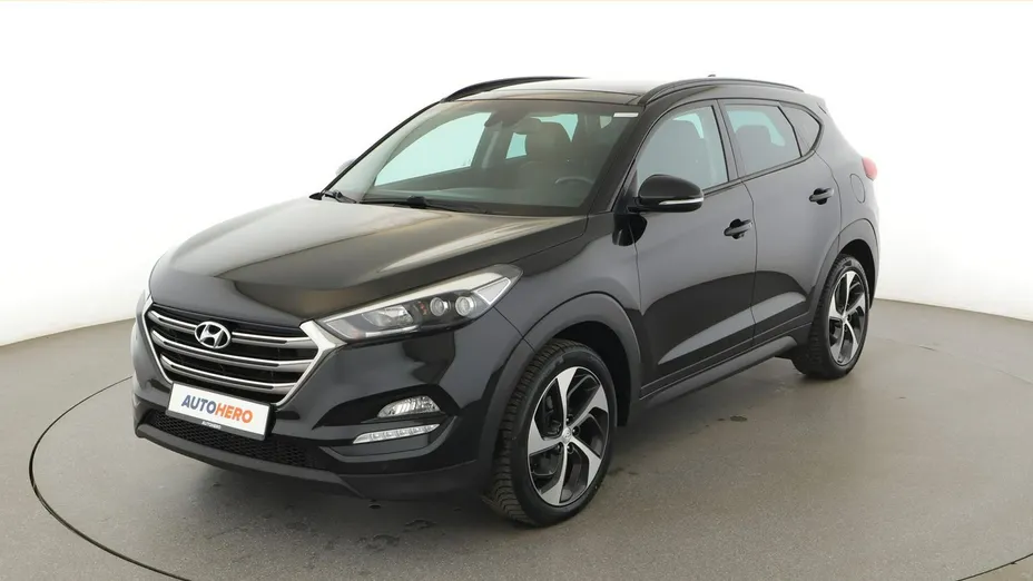 HYUNDAI Tucson -