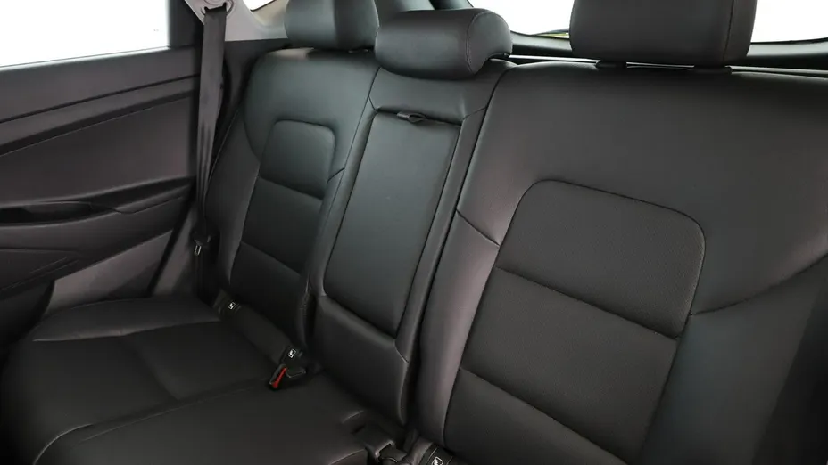 HYUNDAI Tucson -