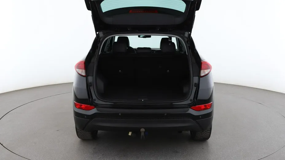 HYUNDAI Tucson -