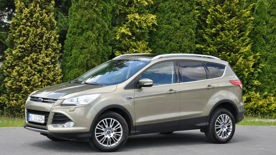 FORD Kuga -