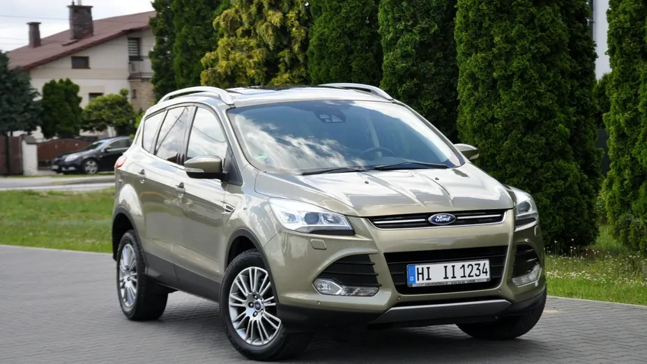FORD Kuga -