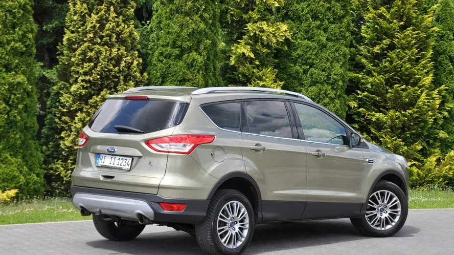 FORD Kuga -